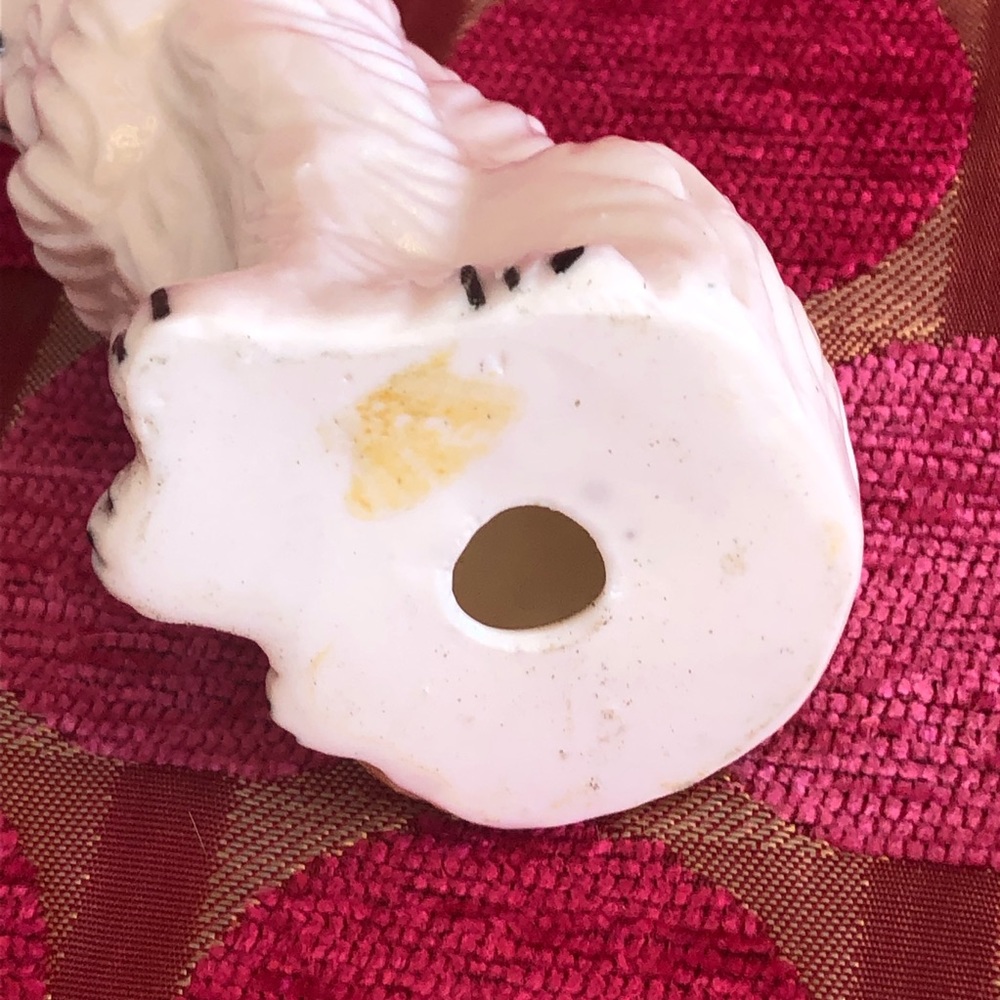 Vintage Porcelain Cat Figurine - Picture 5 of 7